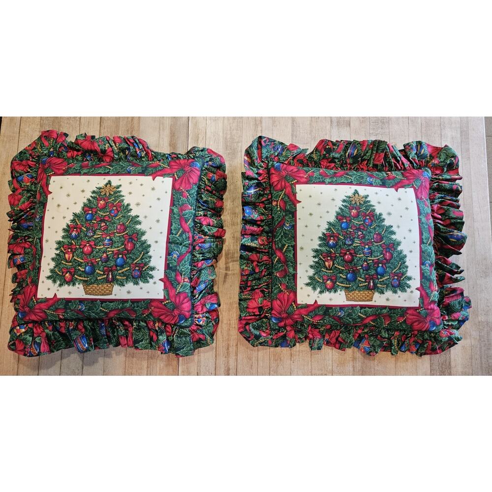 VTG Pair Christmas Tree Ruffle Matching Throw Pillows Handmade In USA